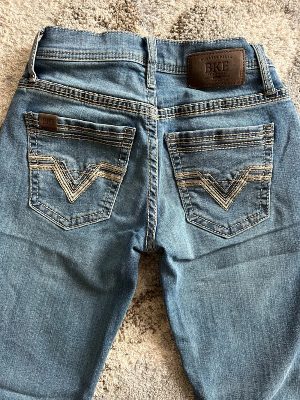 Buckle bke men’s 27x32 Aiden jeans